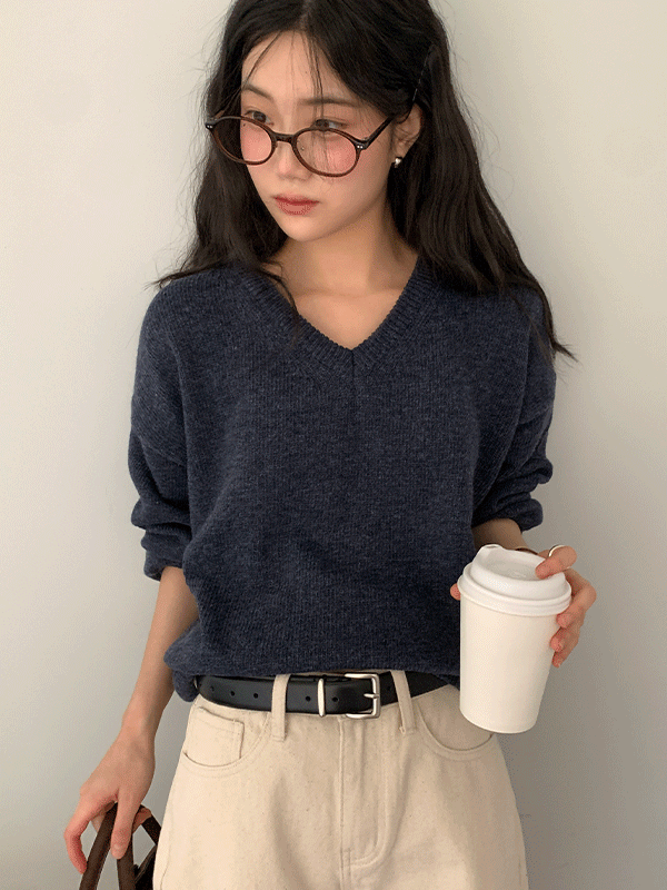 나이니 [네이비당일] 러브뮤 루즈핏 브이넥 울니트