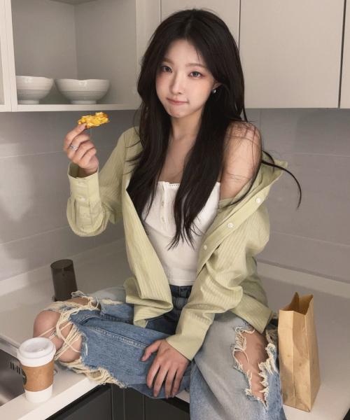 레터즈 시스루 스트라이프 셔츠 ( 올리브 )