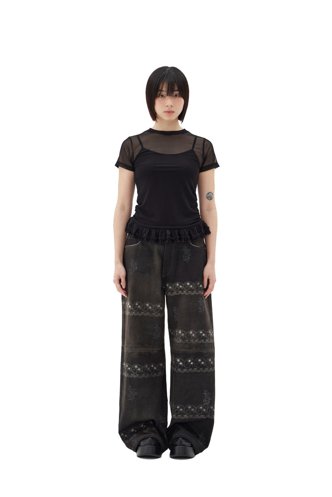 HALF-SLEEVED GONGJU T (BLACK)