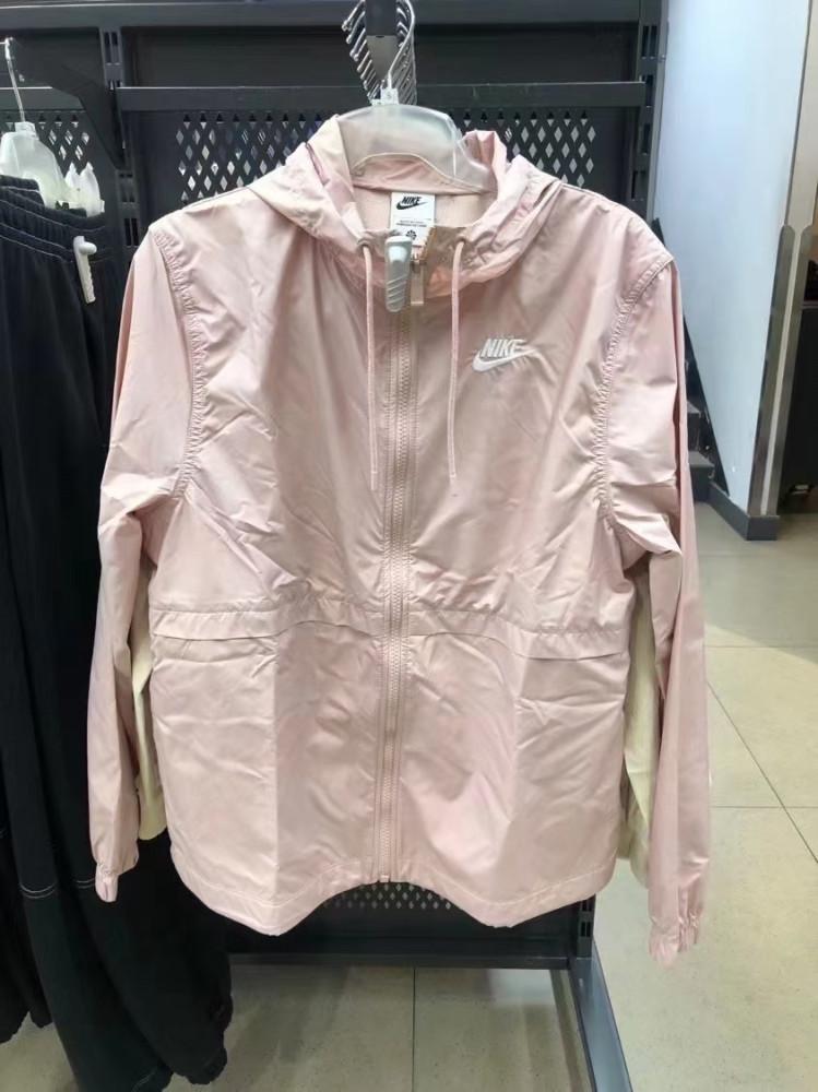 나이키 우먼스 에센셜 리펠 우븐 러닝 바람막이 자켓 핑크 DM6180-601