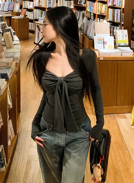 [연말룩/늘씬핏] 세리 리본 스퀘어넥 티셔츠