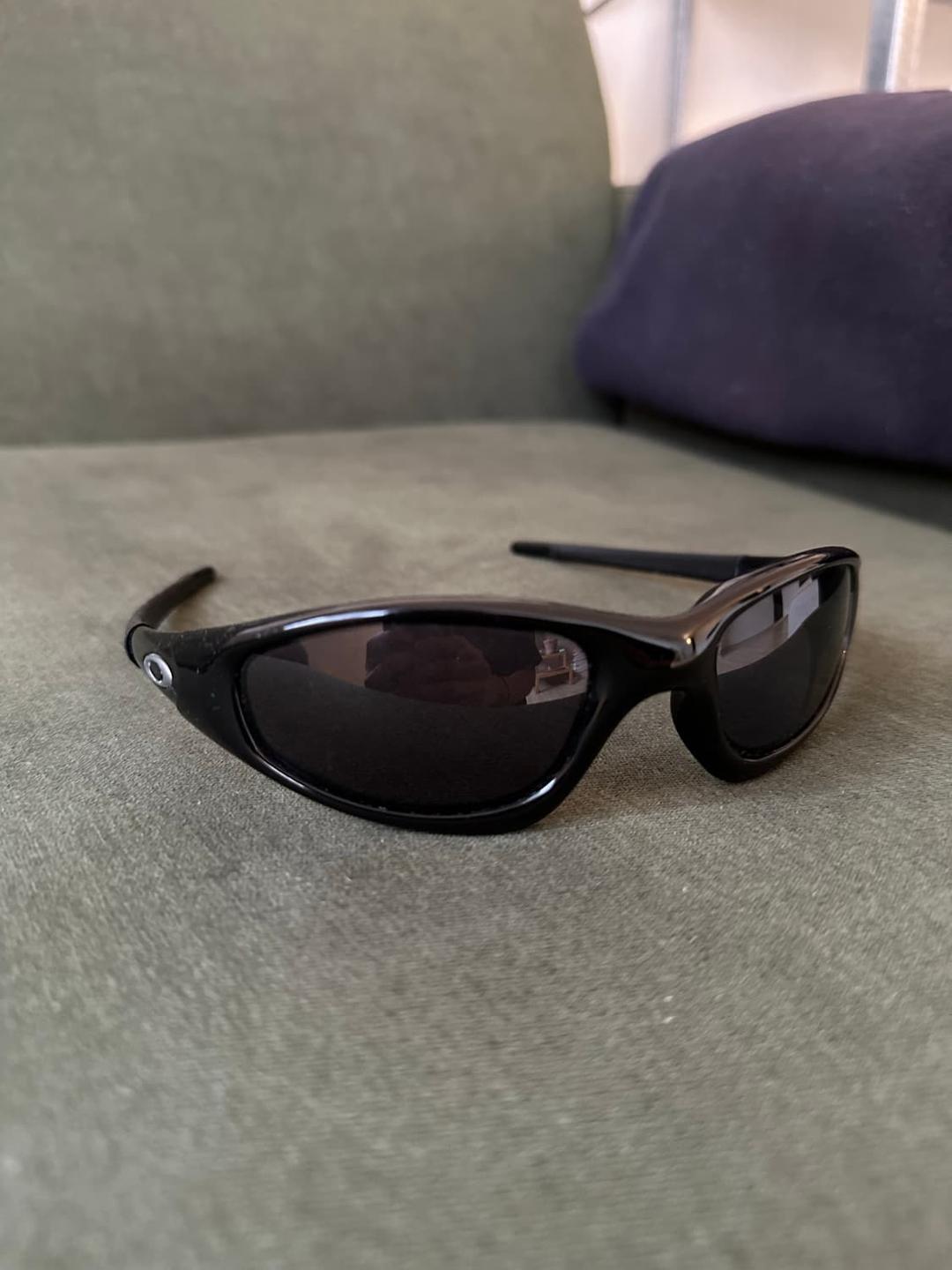 오클리 스트레이트자켓 (1.0) 블랙 | 후루츠패밀리