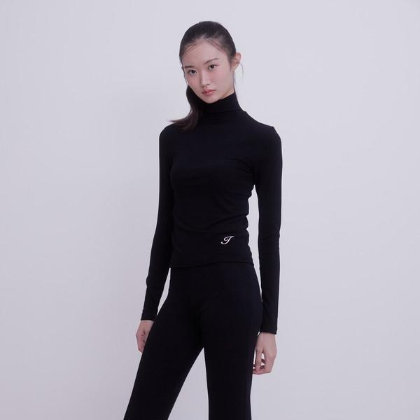 Classic slit Bootcut Pant (BLACK)