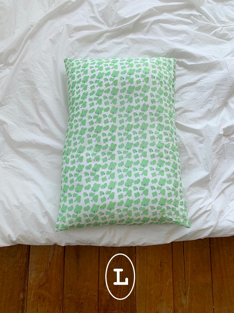 베개커버 (green butterfly)