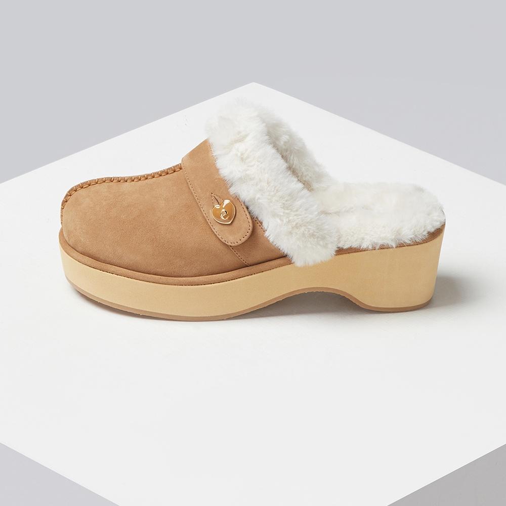 Luv clog(Peanut butter)