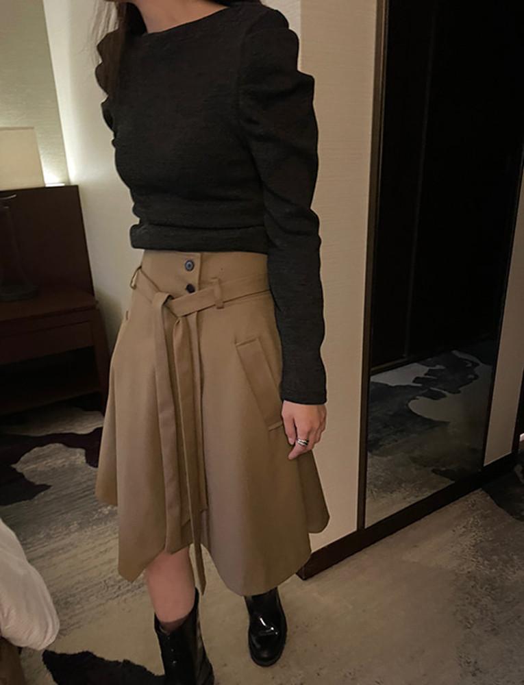 로우 사이드 랩 스커트