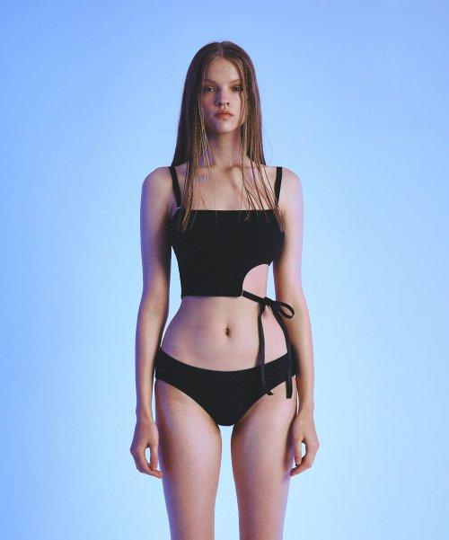 컷아웃 하프탑 비키니브라 (Black)