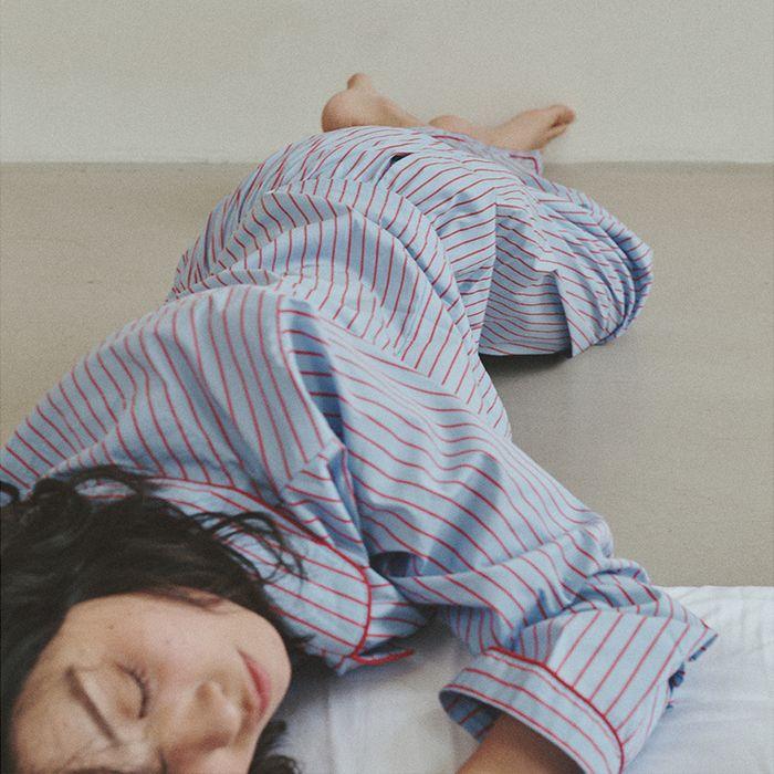 [29CM 단독] (w)스탠다드 빈 스트라이프 파자마 긴소매세트 레드블루