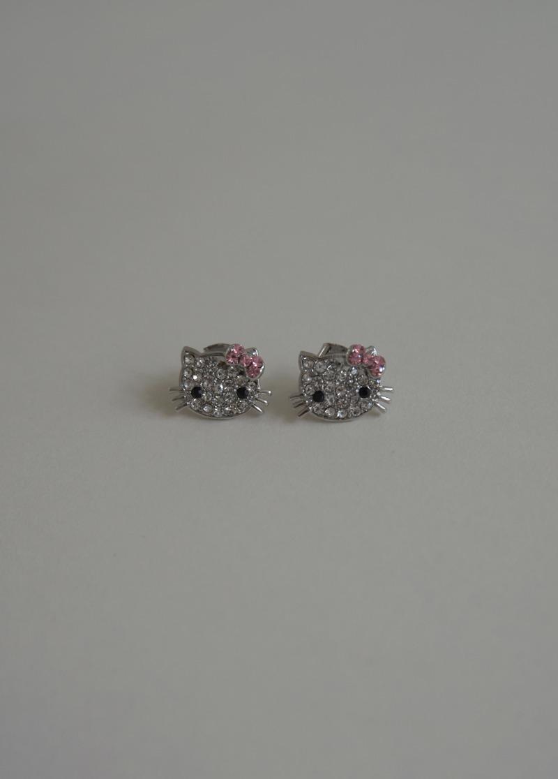 [E529]cubic kitty earring/포인트 귀걸이 시선