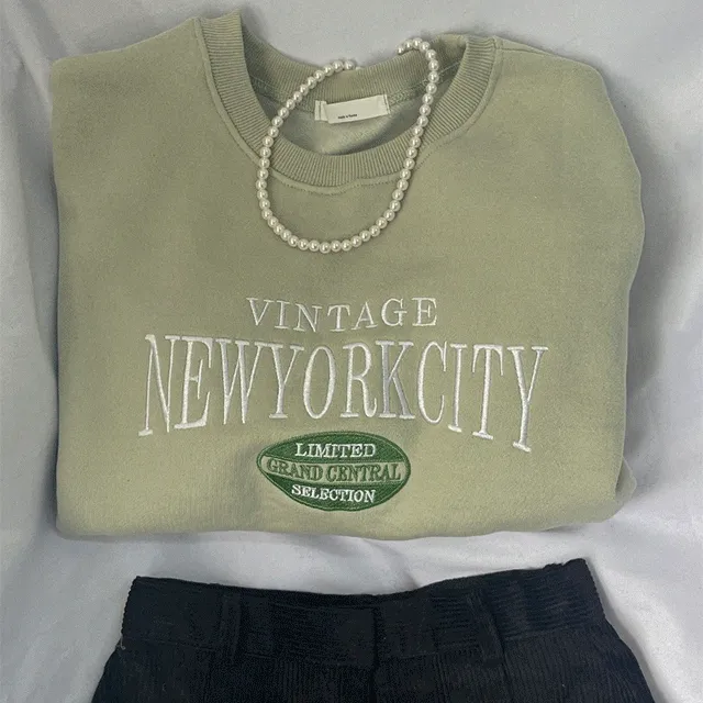 [주문폭주]레티 빈티지 양기모 크롭 자수 레터링 맨투맨(2color)