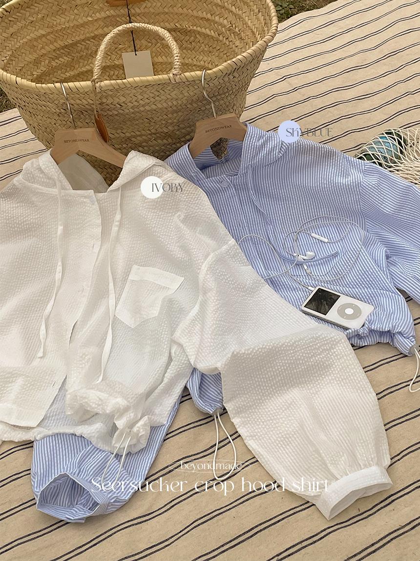 비욘드웨어  [MADE/살안타템,장마룩] 시어서커 크롭 후드남방 - 2color