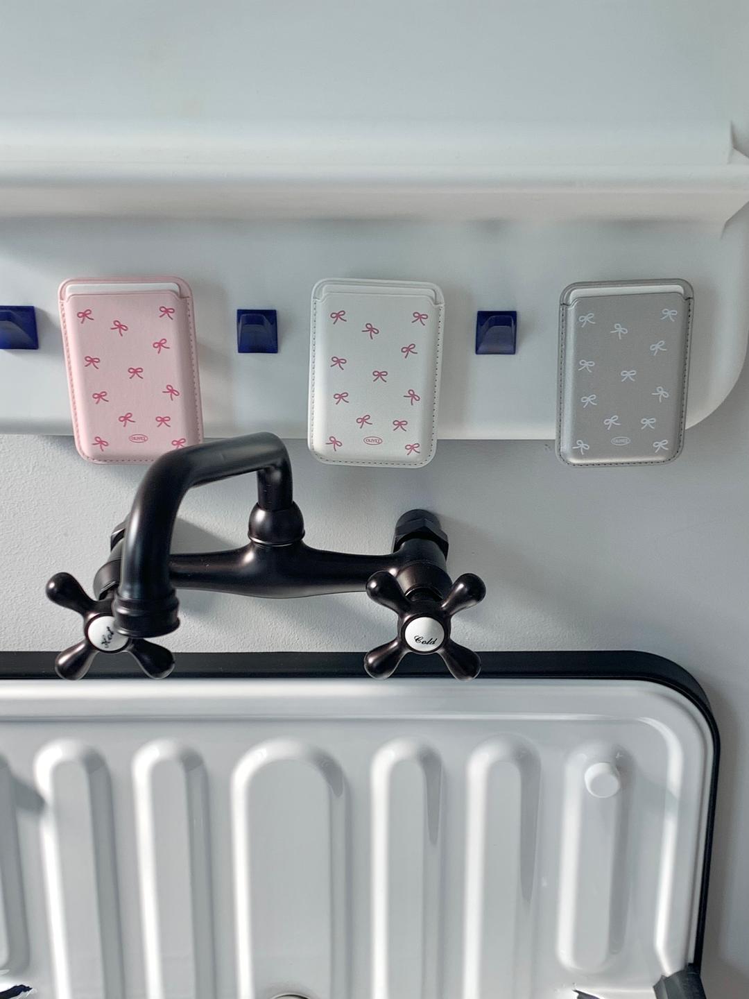 ribbon pattern magsafe wallet