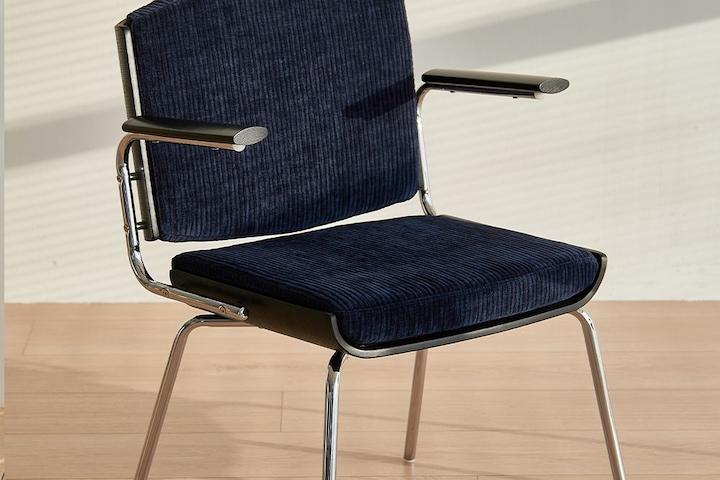 OTE 데니쉬 미드센츄리 원목 패브릭 카페 식탁 의자