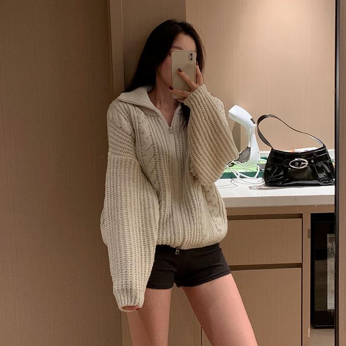 페이든 양집업 오버핏 꽈배기니트