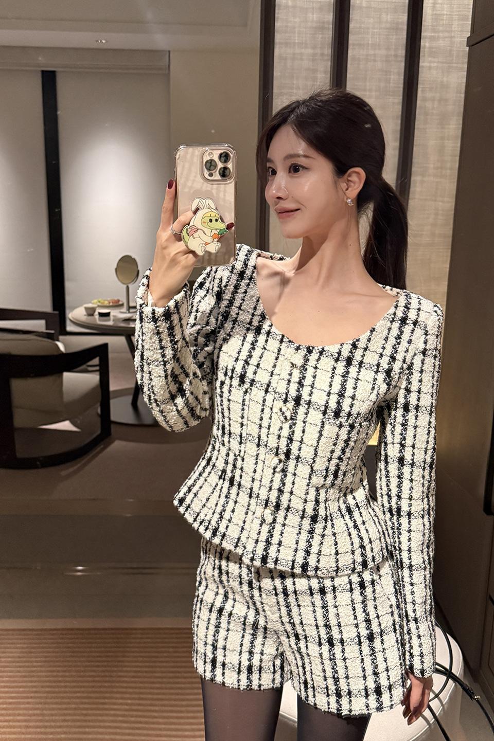 카린 클래식 트위드 셋업 - 에크루 아이보리