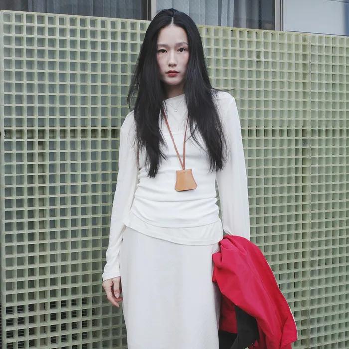 SITP5253 실키 루즈 핏 티셔츠_Ivory