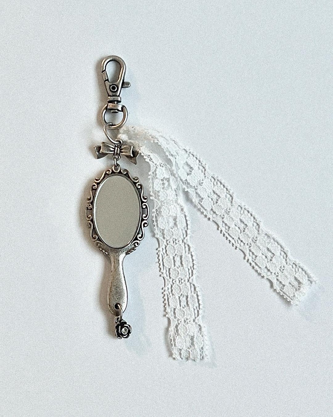 PRINCESS MIRROR KEYRING