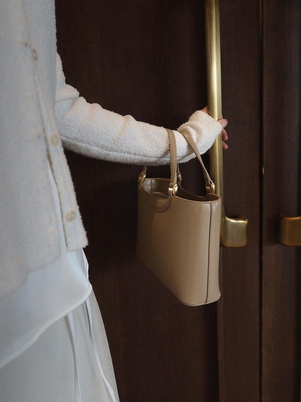 (3rd)SAC CLASSIQUE ANSÉ TOTE IN BEIGE (리오더 할인)