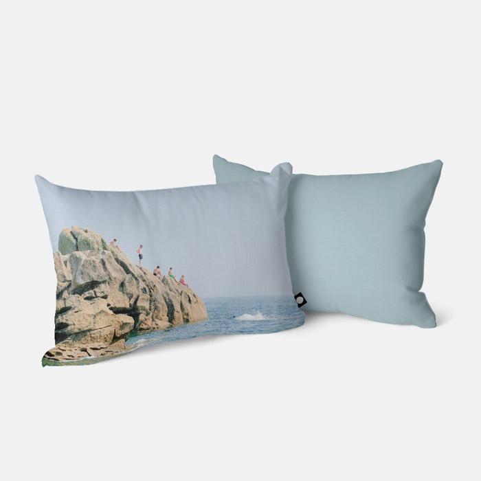 Boys on the rock 베개 커버