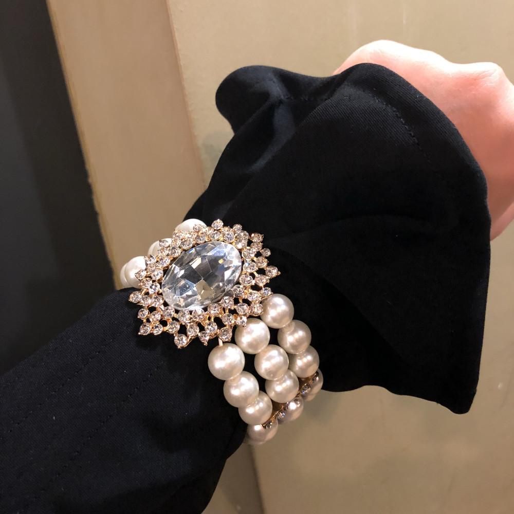 052 (남규리 다이아 유빈 착용) 로맨틱한 디자인의 볼드 보석 진주 팔찌 뱅글