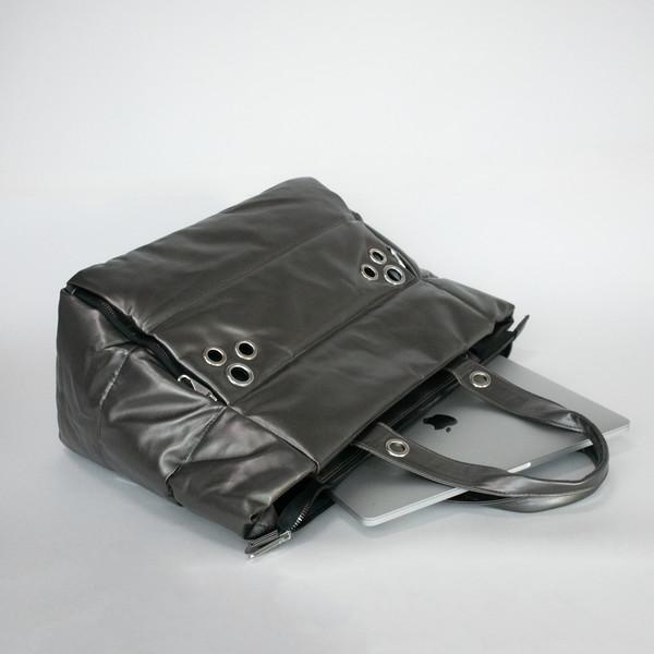 MY EYELET TRAVEL BAG gun