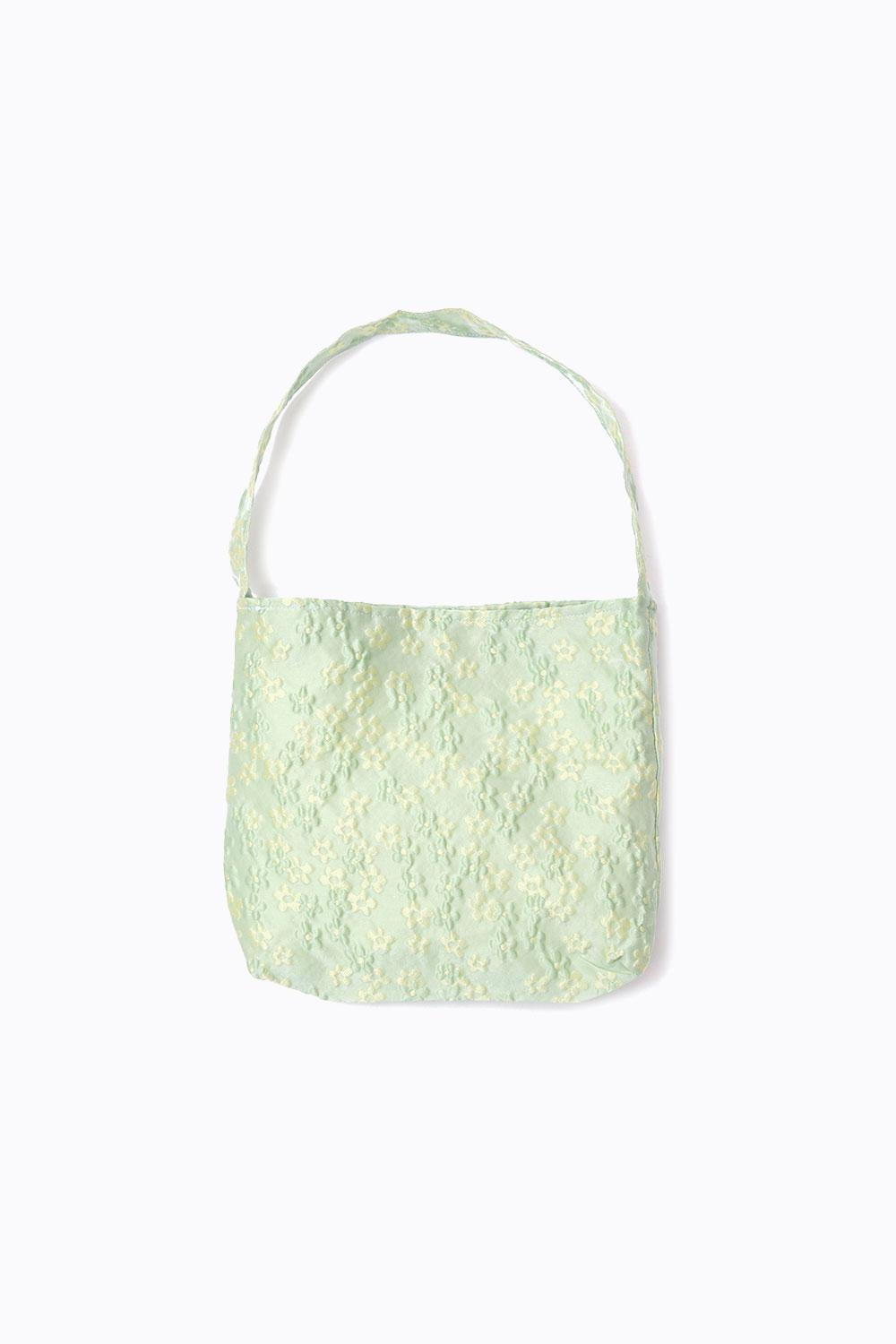 daisy patterned tote bag