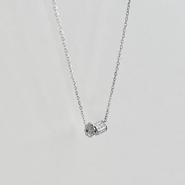 화이트 볼 목걸이