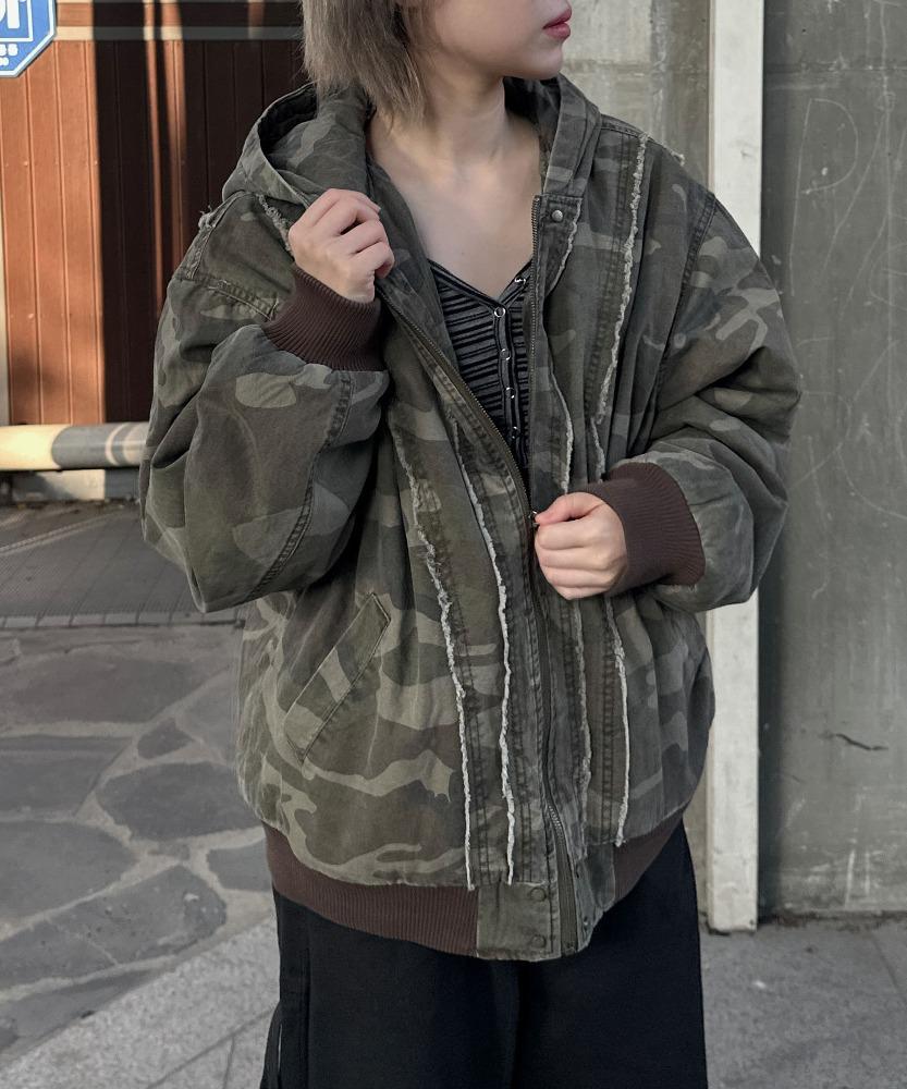 [6온스, unisex] 커브라인 카모 후드 패딩