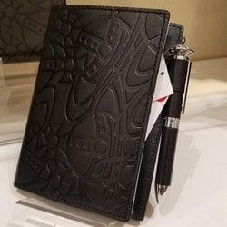 비비안웨스트우드 오리지널 로고 다이어리 커버 A6사이즈, 가죽 볼펜 2종 택1 5118AC0