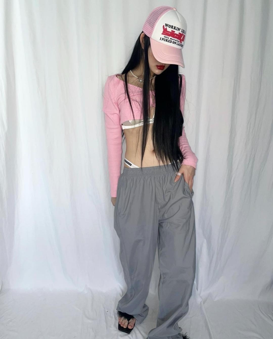 gray pop trainning pants