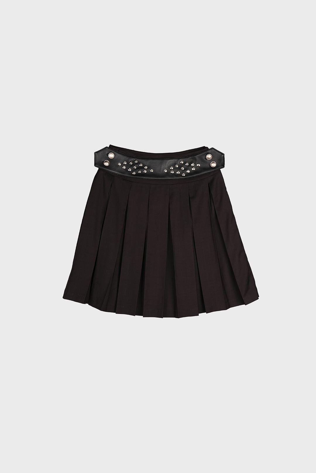 WYBIE PLEATED SKIRT IN BLACK