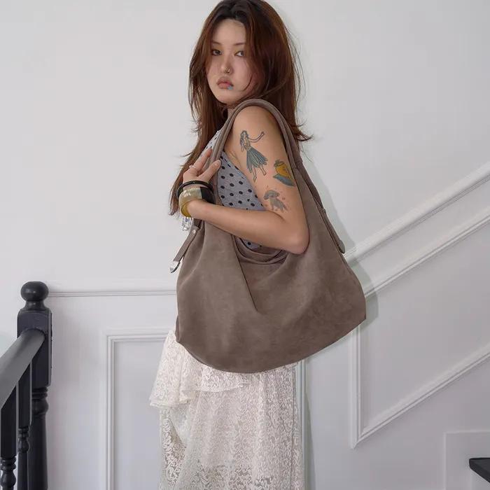 CACTUS HOBO BAG [Suede Mocha]