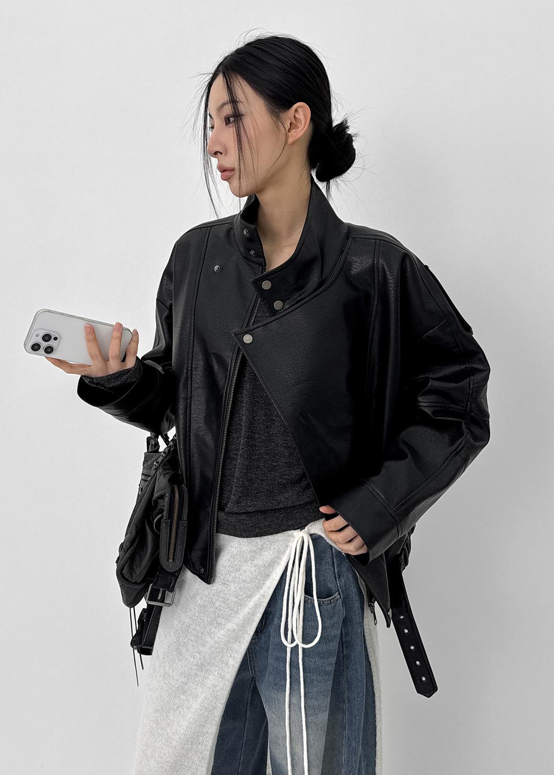 [2천장판매] 샤글 하이넥 레더점퍼 (2TYPE)