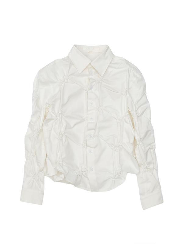 ATTIRE 스모크 화이트 셔츠