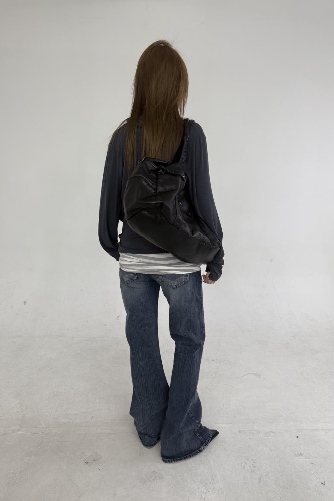 베르크서울 LOW WASHING BOOTCUT PANTS