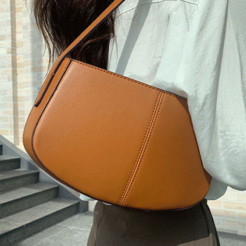 브라운 모던 숄더백