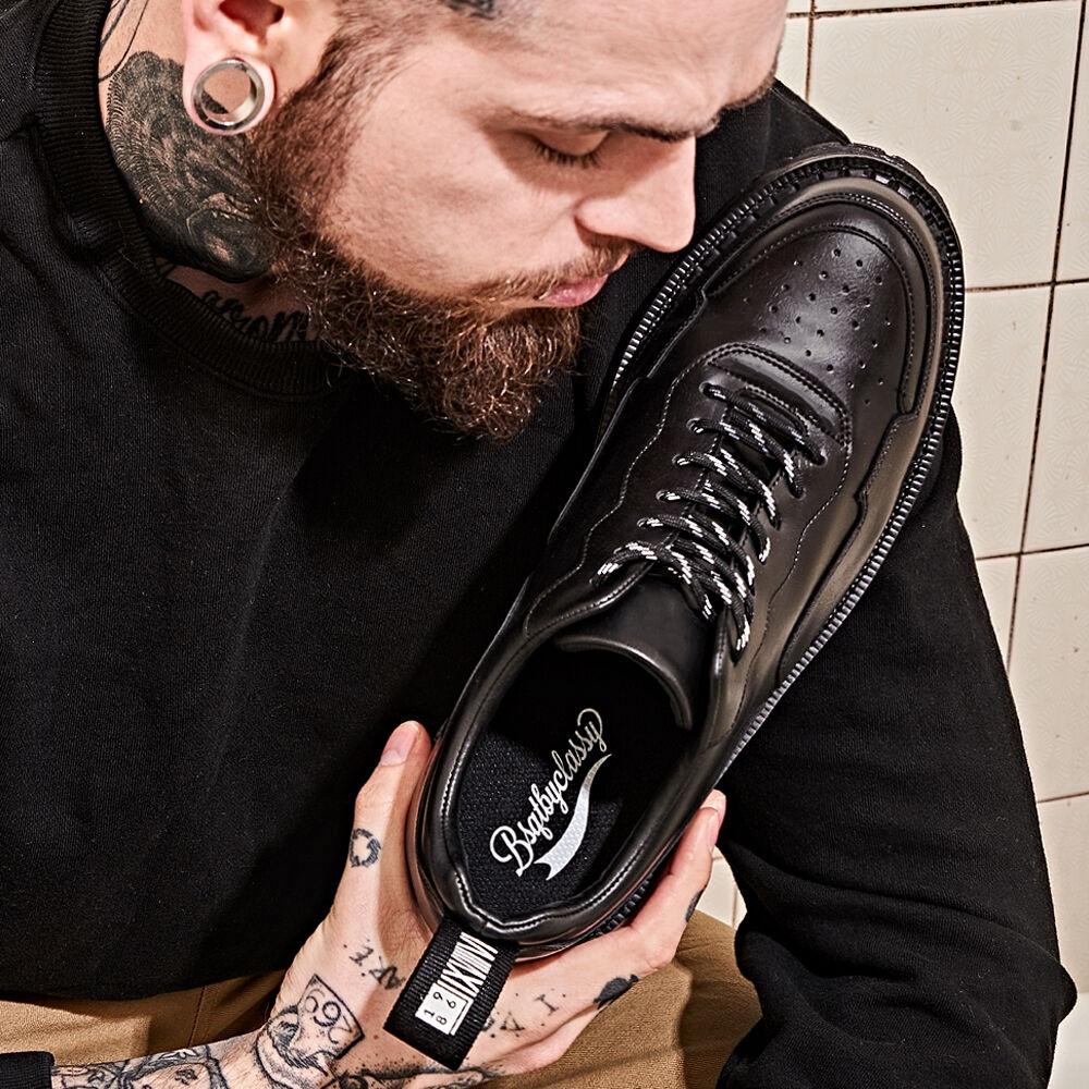 BSQT A01 하이젠베르크 7홀 어글리 더비 구두 밴타블랙