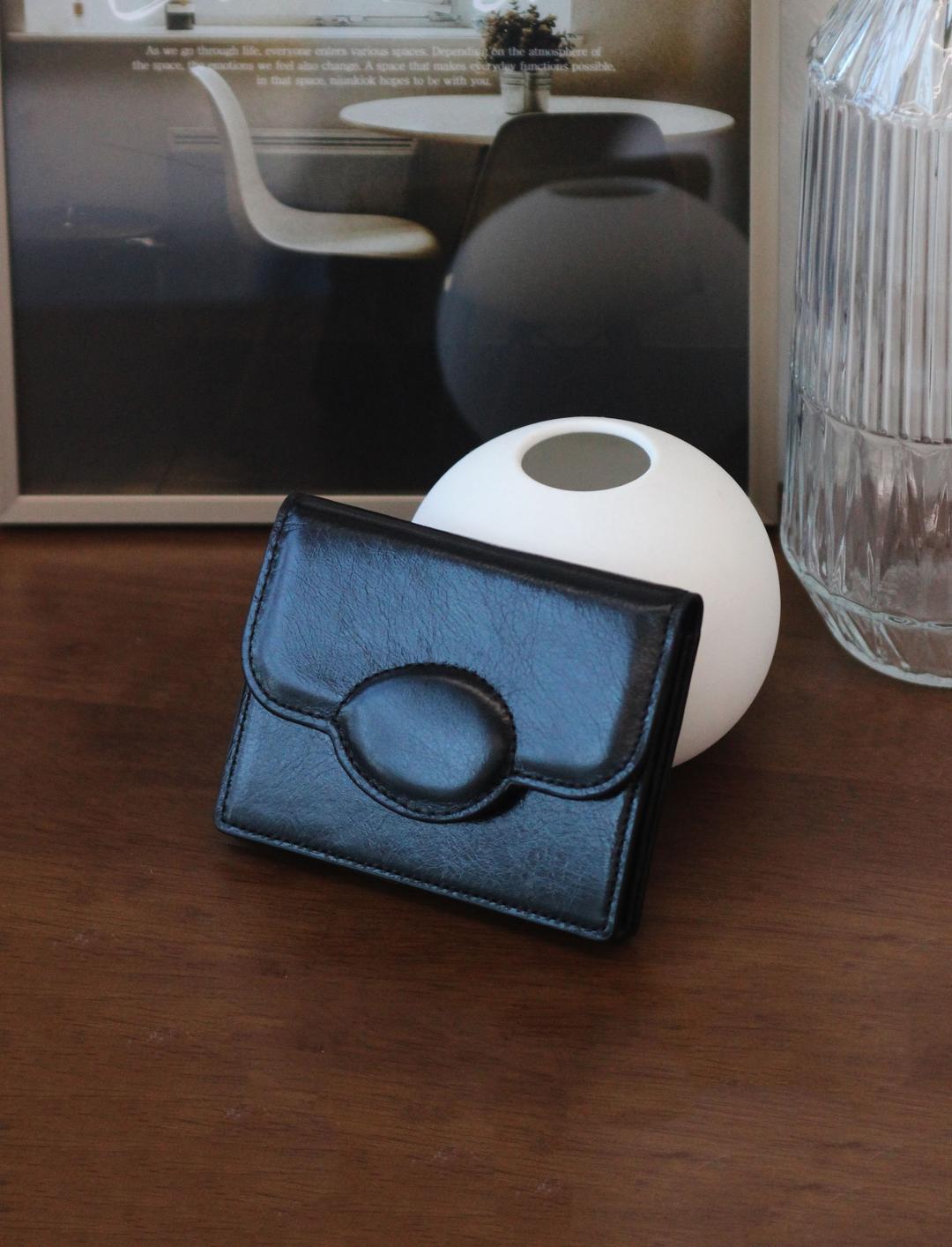 [NEW] pebble cardwallet _ Crack black (이태리소가죽)