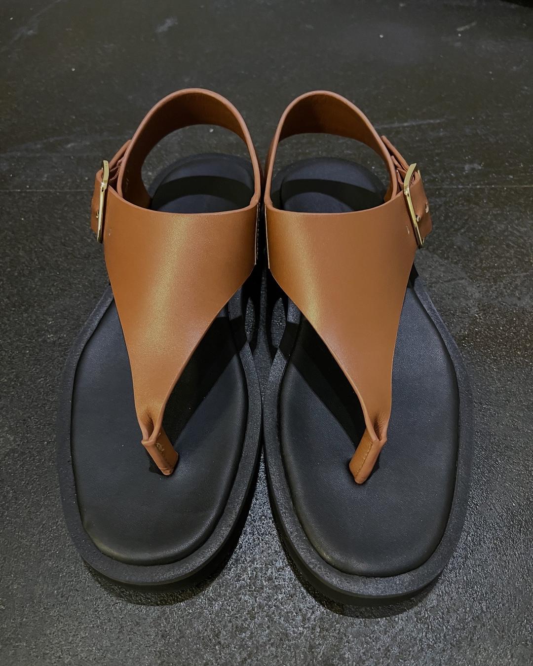Buckle Sandal  [ 30% off ]