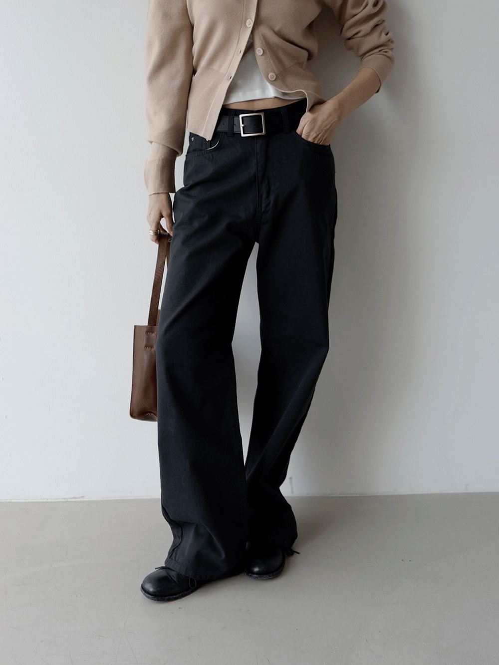 페미니크 Ponte Washing pants