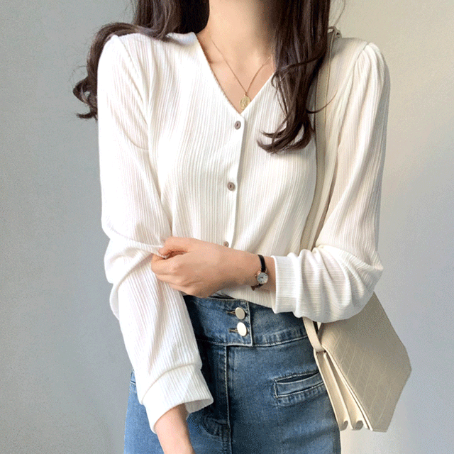 찰랑찰랑 골지 니트 블라우스