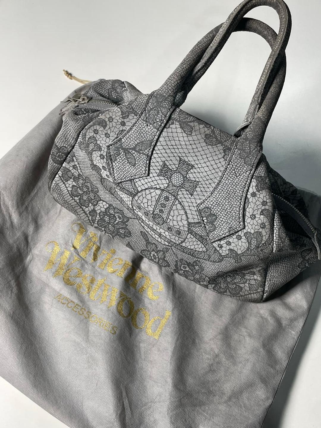 비비안 웨스트 우드 스웨이드 토트백 (더스트백 있음) | 후루츠패밀리