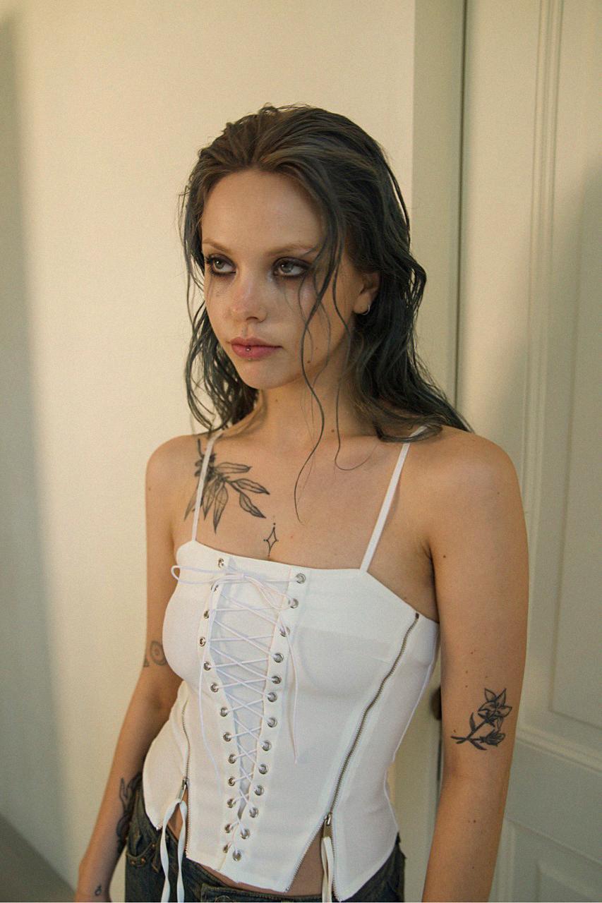 CORSET ZIPPER TOP (IVORY)