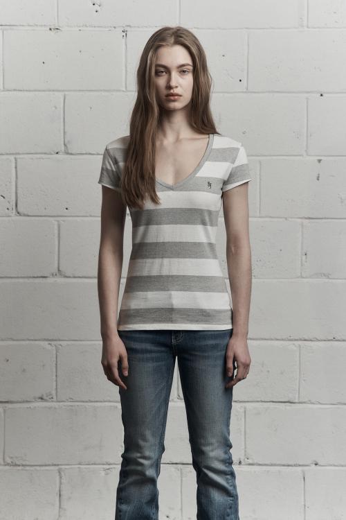 STRIPE V-NECK SHORT SLEEVE MELANGE