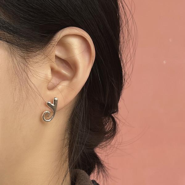 Heart tail earring
