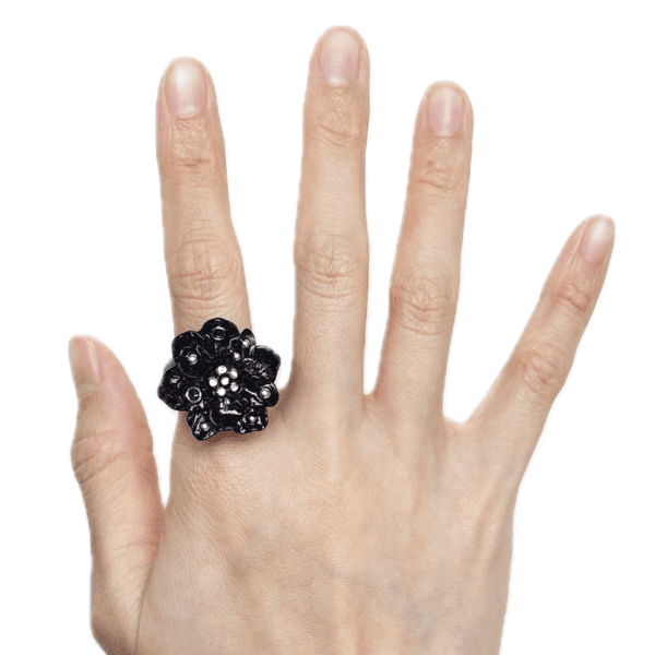 Kite Flower Ring (Glossy Black)