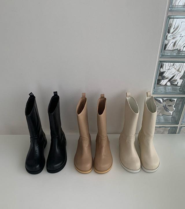 [자사몰특가] 가벼운 둥근코 미들 부츠 /3color