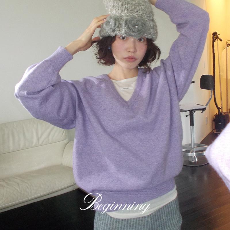 프롬비기닝 [단독][오늘배송][2천장돌파][MADE]루즈 자수브이넥니트 (4color) (겨울니트 니트 레이어드니트 루즈핏니트 브이넥 브이넥니트 오버핏니트 이너니트 캐시미어니트 겨울 출근룩)