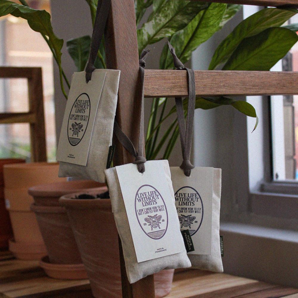 [PATH B.] 패스비 패브릭 파우치 퍼퓸 샤쉐