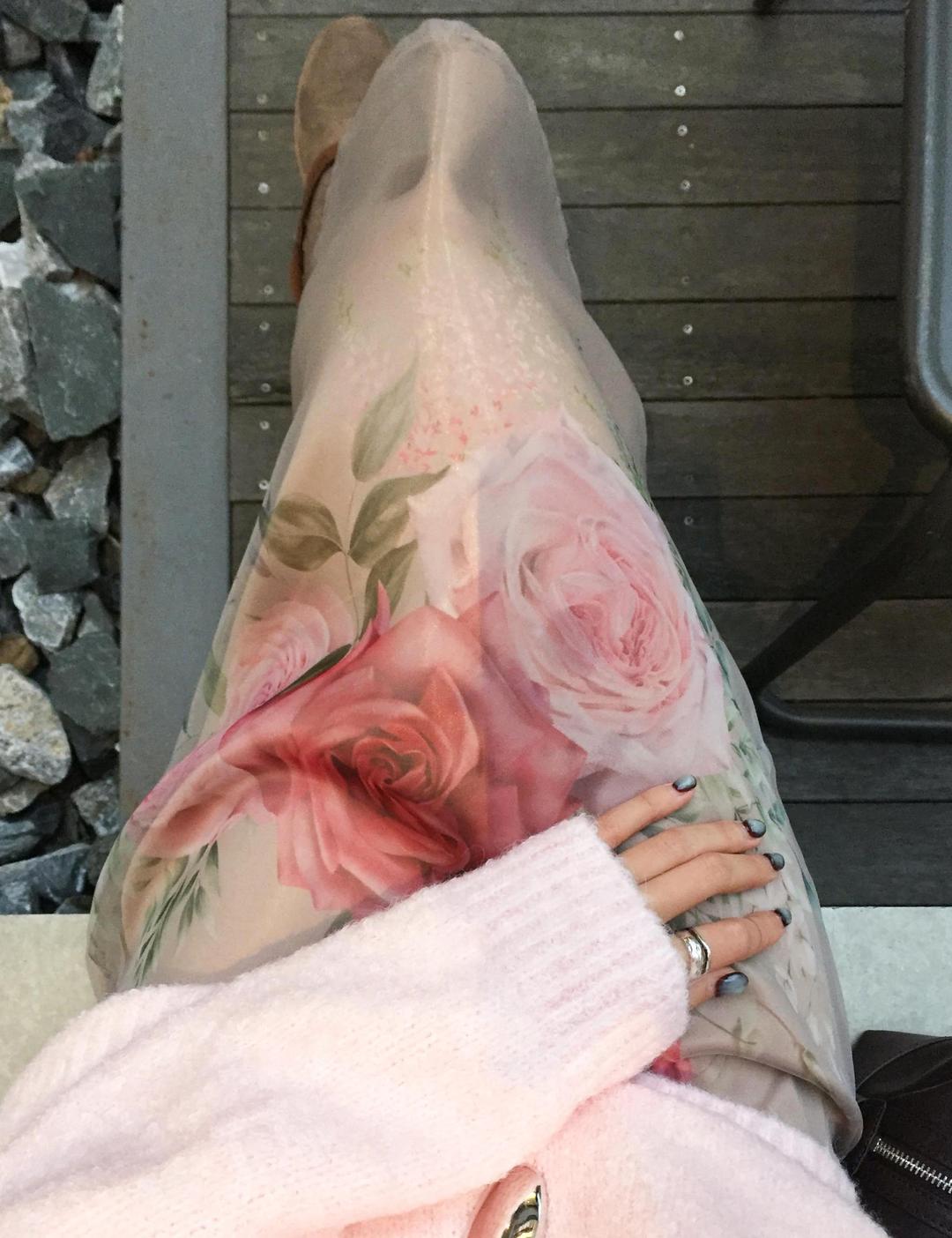 [LIMITED] ROSE ORGANZA SK
